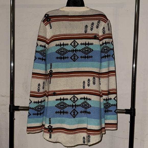 Powder River Outfitters Women’s Southwestern Print Cardigan Sweater - Picture 4 of 8